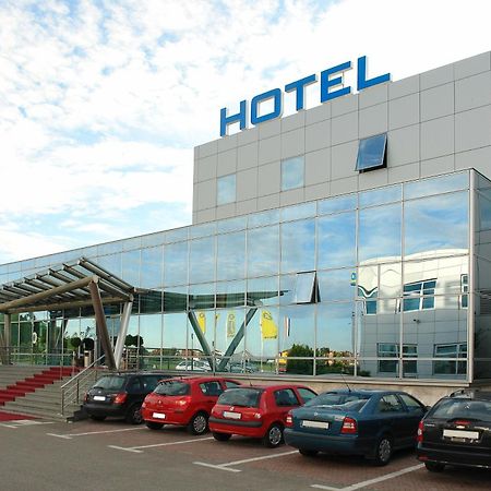 Hotel Zovko Zagreb Sesvete Kültér fotó