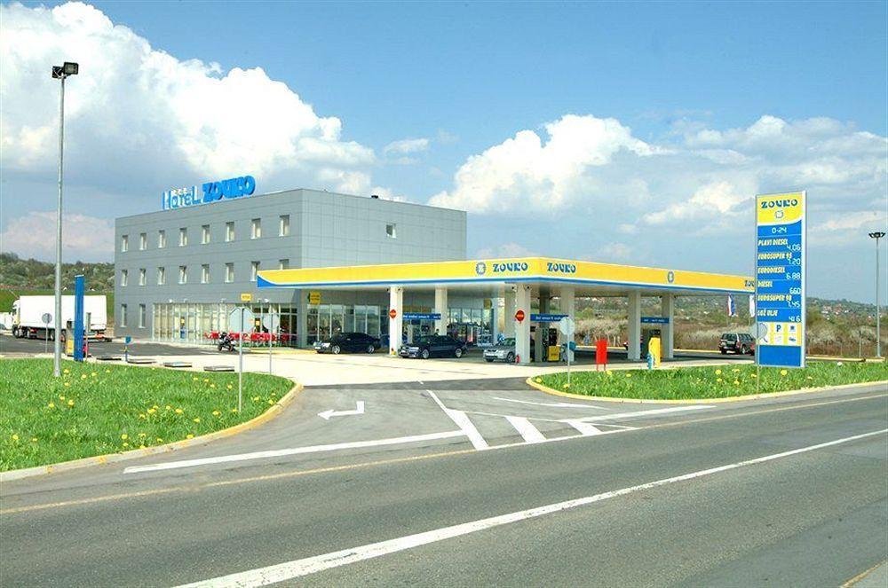 Hotel Zovko Zagreb Sesvete Kültér fotó